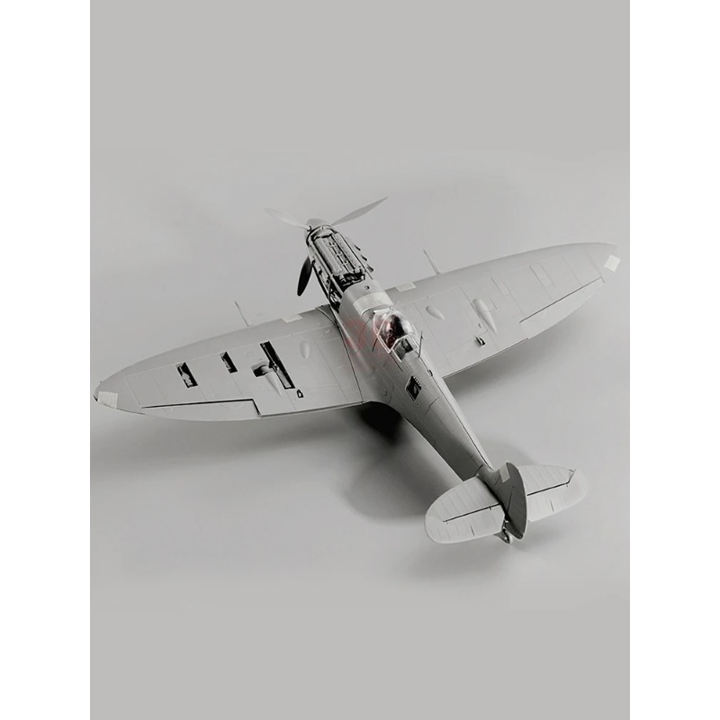 Border  1/35 BF-004 Spitfire F - огляд і ціна Model Kit Spitfire