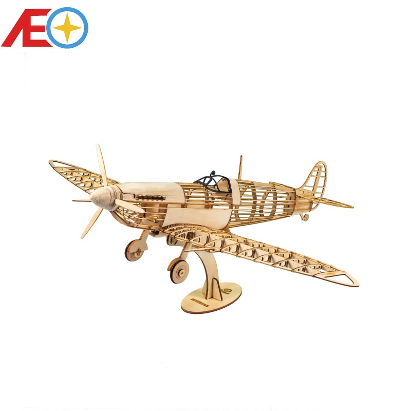 AEORC VX18 1:25 Spitfire Fight - огляд і ціна Model Kit Spitfire