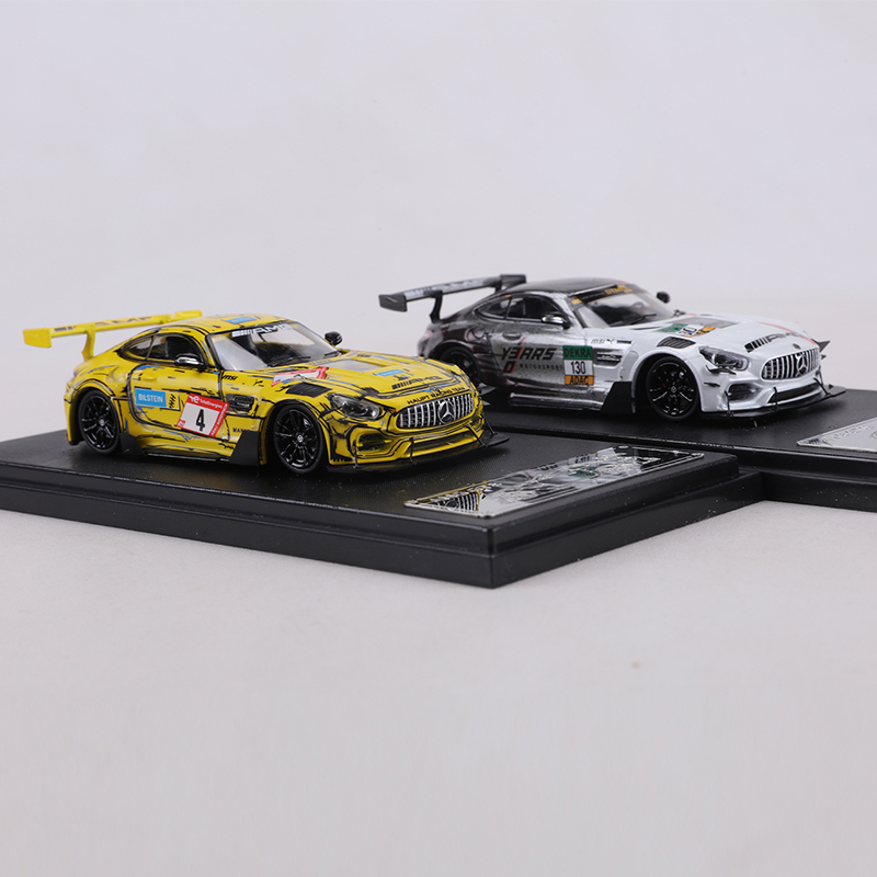 RM MODEL 1:64 AMG GTS Nurburgr - огляд і ціна Model Kit Rg