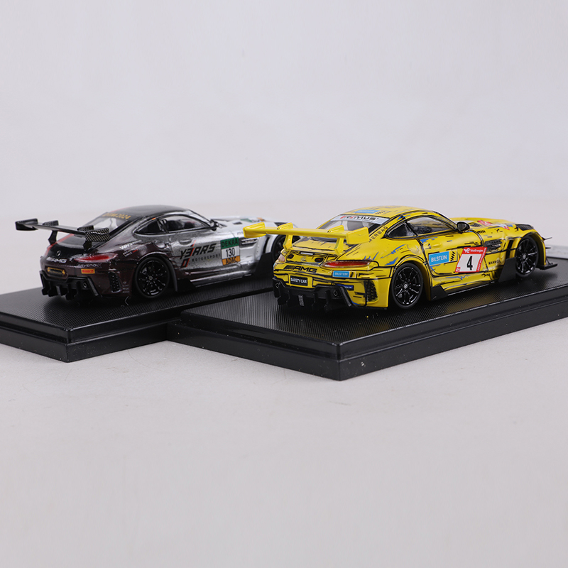 RM MODEL 1:64 AMG GTS Nurburgr - огляд і ціна Model Kit Rg