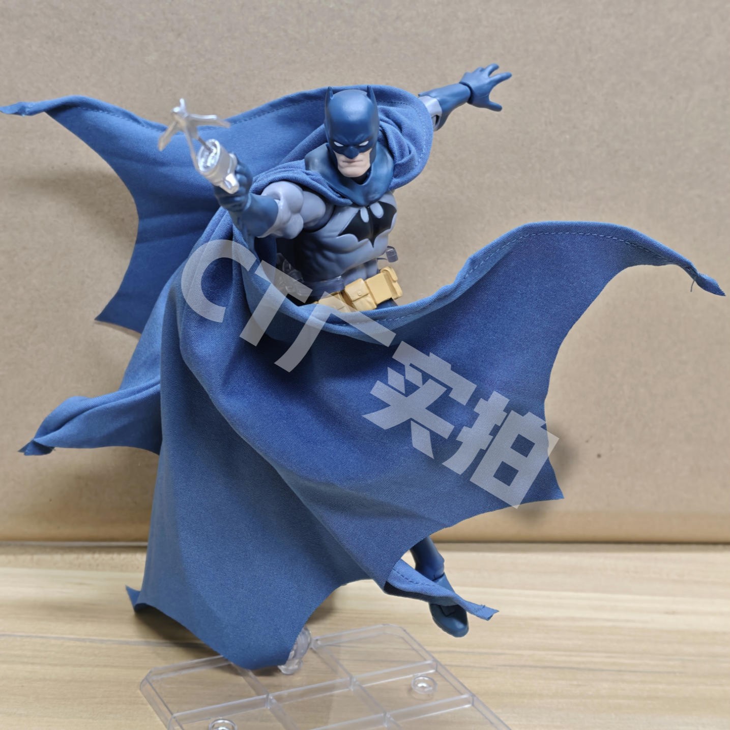 CT Toys Batman Mafex 126 Blue  - огляд і ціна Model Kit Deadpool