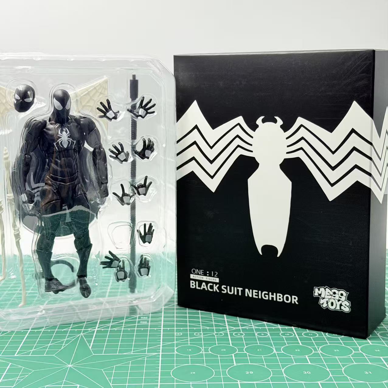 Bandai Symbiote Spider-Man Bla - огляд і ціна Model Kit Deadpool