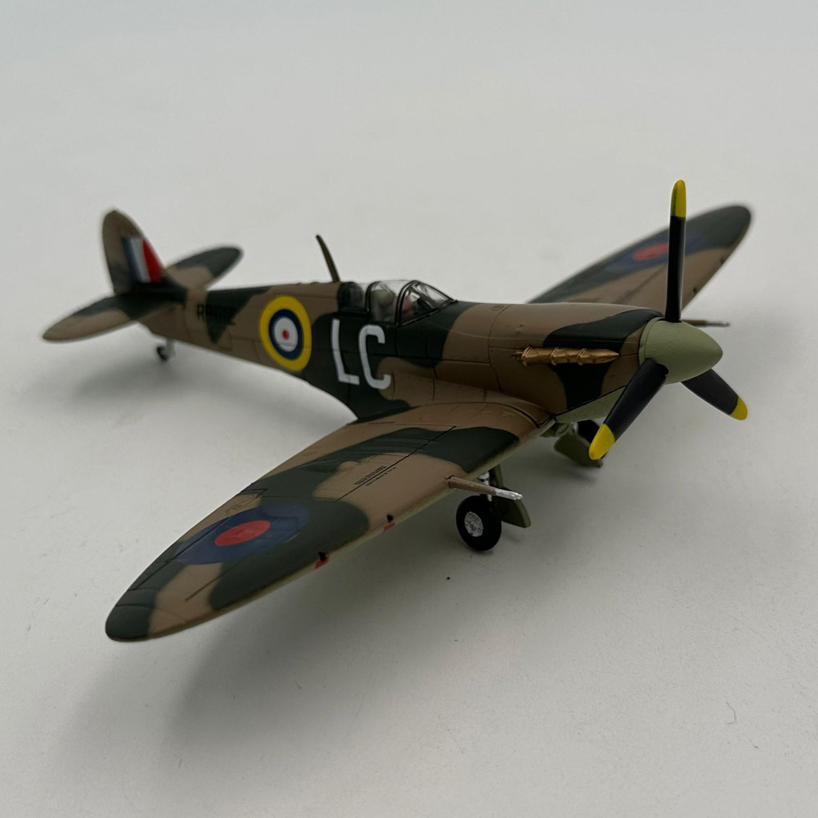 1/72 Scale Spitfire Model Orna - огляд і ціна Model Kit Spitfire